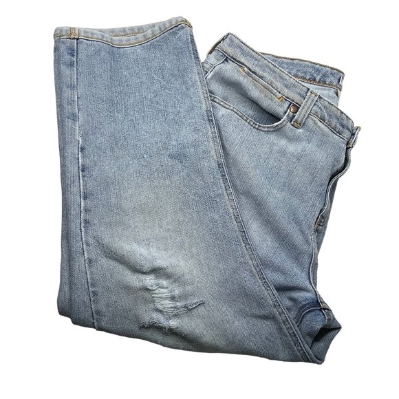 Tommy Hilfiger Hipster women's size 16 light wash distressed straight jeans - Picture 1 of 12